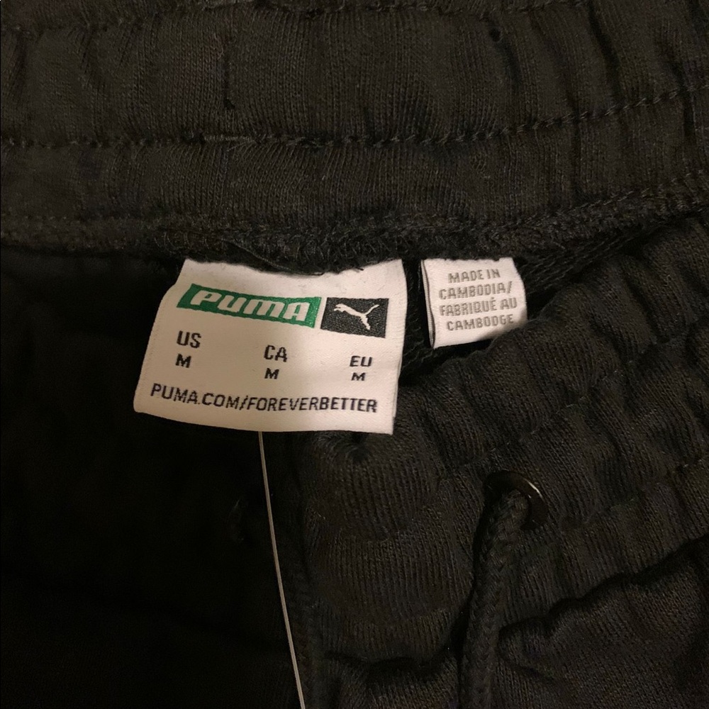Puma Classic Logo Shorts - Picture 7 of 8